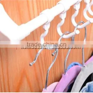 Bathroom Towel Rack With Five Hooks thumbnail-4