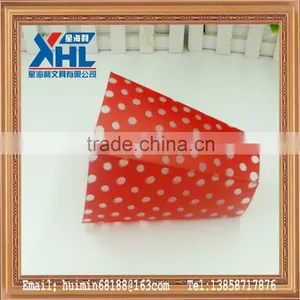 Bright-coloured Trapezoidal Cylinder Plastic Lampshade thumbnail-2