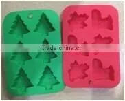 CHRISTMAS HOLIDAY MUFFIN PANS thumbnail-1