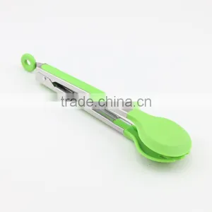 Essential Kitchen Tool Utility Salad Tong With Locking Clip thumbnail-3