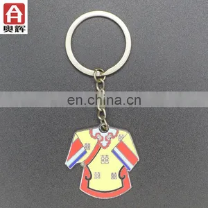 China Supplier Zinc MOQ 10 Souvenir Keychain Paris Souvenir Keychain thumbnail-5