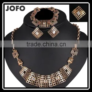 Hot Selling High Quality Alloy Jewelry Set With Gold Plated Jewelry Sets Dubai Custom Jewelry Set thumbnail-1