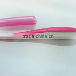 Professional Plastic Heated Mini Electric Eyelash Curler thumbnail-3
