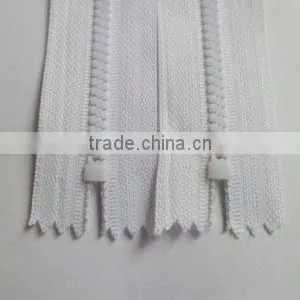 3# Plastic Resin Zipper Close End Zipper With Painted Auto-lock Thumb Slider Zipper Coate Zipper thumbnail-3