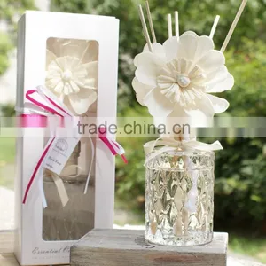 Aroma Scented Flower Reed Diffuser With Diamond Glass Bottle thumbnail-1