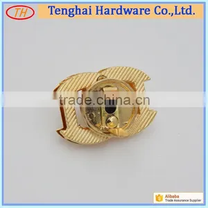 China Factory Zinc Alloy Twist Lock for Bag thumbnail-3