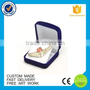 How to Custom Packages for Lapel Pin Badges, Velvet Bag/box thumbnail-3