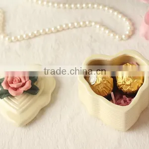 Elegant Ceramic Wedding Favor Boxes Candy Boxes Sweet Boxes thumbnail-1