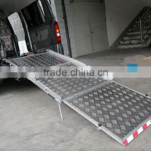 BMWR-3 Manual Wheelchair Ramp For Van thumbnail-2