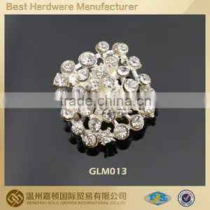 20mm Square Pearl and Crystal Rhinestone Button thumbnail-1
