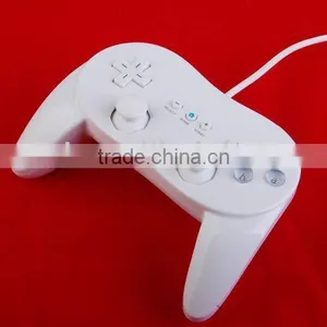 New White Classic Controller for Wii thumbnail-1