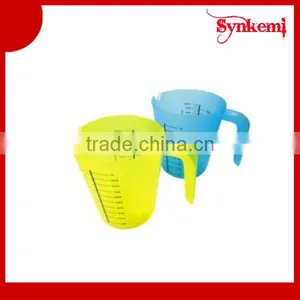 Plastic Liquid Measuring Cup thumbnail-1