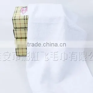 100% Cotton High Quality Bath Towel thumbnail-2