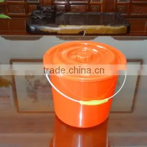 6L Round Plastic Bucket With Lid, Steel Handle, Plastic Barrel and Pail thumbnail-1