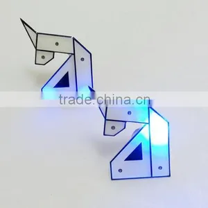 Personalized Newest Stylish LED Blinking Light Badge Pins for Souvenir Gifts thumbnail-2
