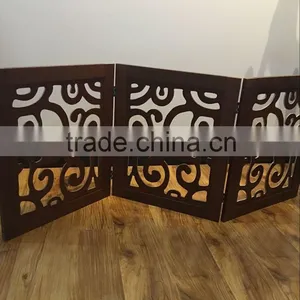 Foldable Indoor Wooden Pet Gate thumbnail-1