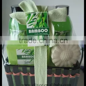 Nice Fragrance Bath Set 170ml Shower Gel Bubble Bath and 70ml Body Lotion 100g Soap Fizzer With Bamboo Basket thumbnail-1