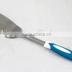 PP+TPR Material Handle Type Cooking Tool Stainless Steel Frying Turner With Gear Edge thumbnail-3