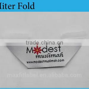 High Quality Custom Mitre Fold Main Woven Label for Clothing thumbnail-2