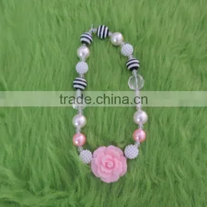 Children Plastic Necklace Girl Party Pearl Necklace With Rose thumbnail-2
