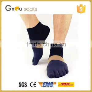 Casual Cotton Blend Five Fingers Toe Socks Comfortable Mixed Color Boat Ankle Socks thumbnail-1