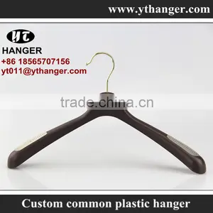 IMY-480 Black Senior Plastic Top Hanger for Wholesale Jacket Hanger thumbnail-2