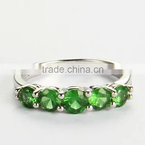 Wholesale Engagement Rings With a Green Stone thumbnail-1
