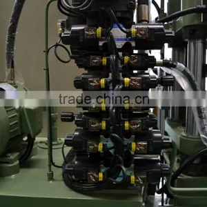 100 Ton Vertical Rubber Injection Moulding Machine thumbnail-3