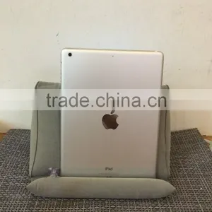 2015 Inflatable Ipad Wedge Reading Pillow thumbnail-1