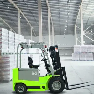 1.5T Four Wheel Electric Forklift thumbnail-1