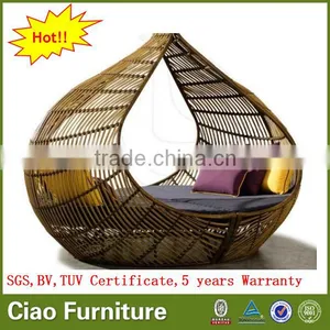 Latest Design Daybed With Canopy Rattan Sofa Bed Garden Patio Furniture thumbnail-1