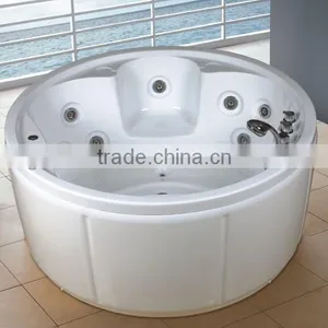 Round Bathtub thumbnail-1