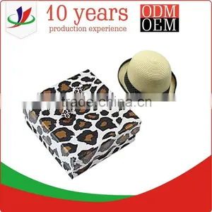 Cardboard Hat Box thumbnail-3