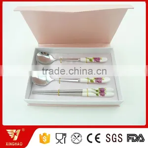 4 Pcs Dinnerware Set With Classic Chinese Flower Pattern Pocelain Handle thumbnail-1