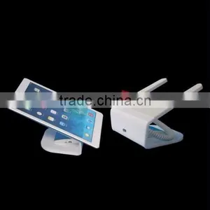 Ipad Anti Theft Alarm Display Stand in Interactive Experience Stores for Tablet Open Show thumbnail-1
