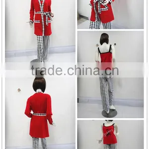 Red Classic Grid Three-piece Binding Pajamas Woman thumbnail-1