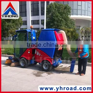 YHD22 Diesel Street Sweeper thumbnail-3