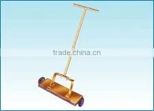 Magnetic Floor Sweeper thumbnail-1