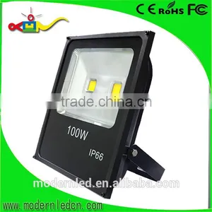 New Style Waterproof Narrow Angle 100w LED Flood Light thumbnail-5