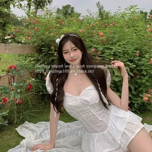 Dress thumbnail-1