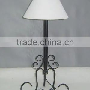 Black Powder Coating Iron Table Lamp With White Shade thumbnail-1