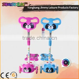 Kids Flicker 4 Wheels Frog Twist Scooter thumbnail-1