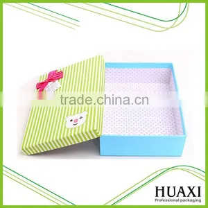 Beautiful Design Lid and Base Paper Cardboard Gift Boxes thumbnail-1