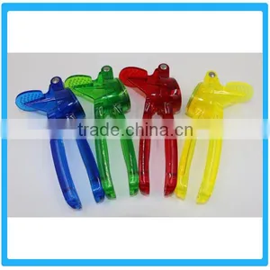 Hot Sales High Quality Nut Cracker thumbnail-1