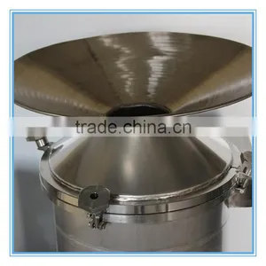 Centrifugal Egg Breaking Machine/Egg Processing Equipment/Egg Breaker thumbnail-4