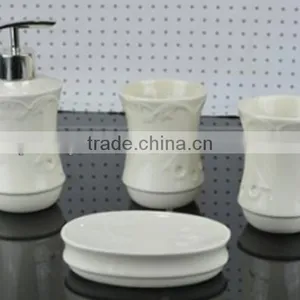 Bathroom Set thumbnail-1