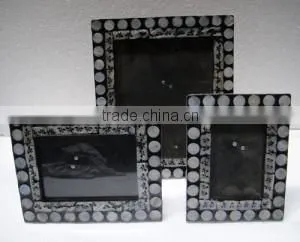 High Quality Best Selling Mother of Pearl Black and White Inlay Photo Frame thumbnail-1