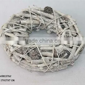 Twig Christmas Wreath With Snow thumbnail-1