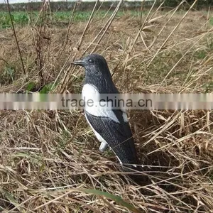 Full Body Flocked Magpie Decoy With Stake thumbnail-4