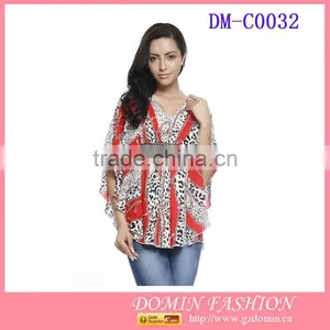 Women V Neck Printed Loose Bat Sleeve Chiffon Blouse thumbnail-1